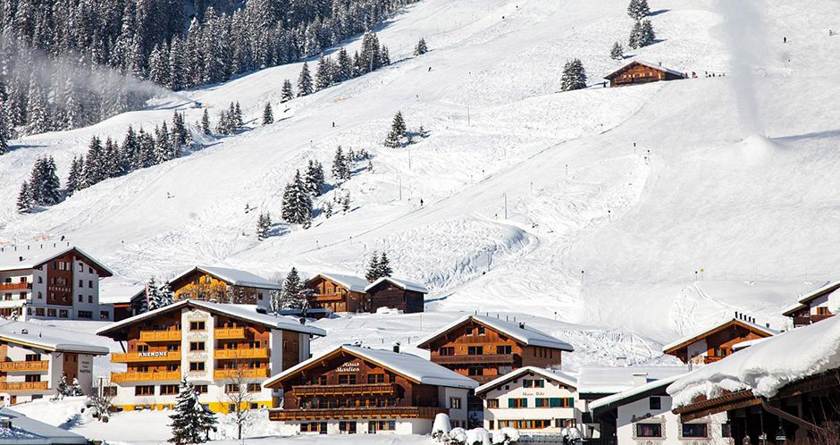 Easy access to the slopes each day. Photo: Hotel Anemone - image_1